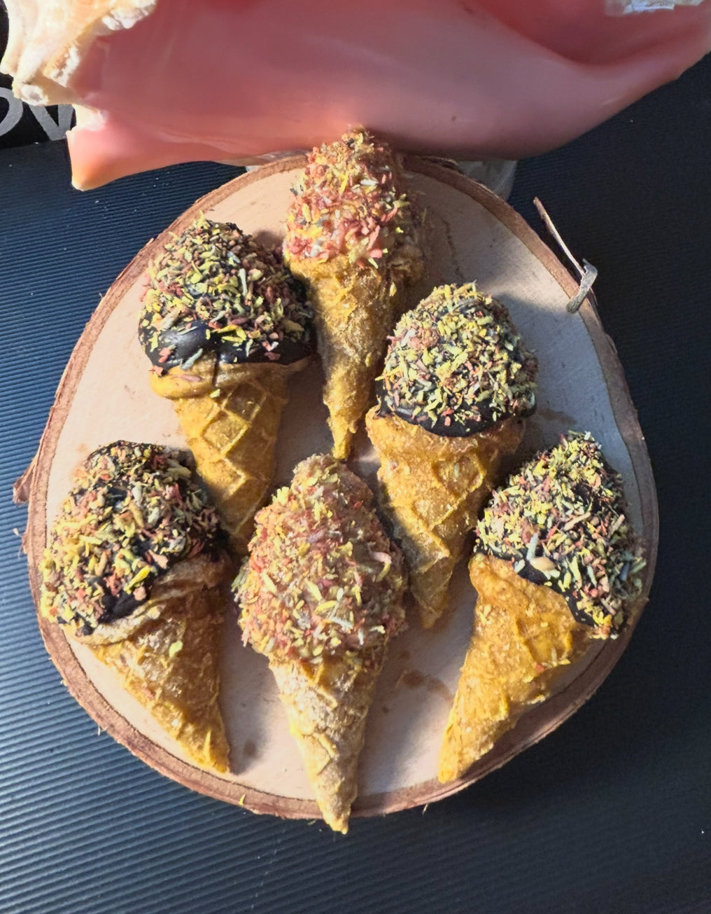Zoom Cones